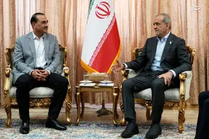 دیدار فرمانده ارتش پاکستان با پزشکیان