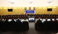 مجلس با افزایش ۳۰ درصدی حقوق‌ها موافقت کرد