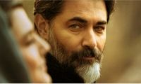 عکسی از پارسا پیروزفر در کنسرت خواننده مشهور