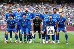 شانه خمیده بازیکن استقلال مقابل کانتیرهای سوخته بندر رجایی
