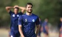 قاب مشترک عارف غلامی در کنار بازیگر استقلالی