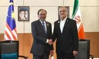 شوخی کاربران فضای مجازی با این تصویر از پزشکیان در هند