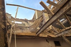 ریزش ساختمان قدیمی در خیابان جمهوری تلفات داد
