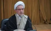 پسر مصباح یزدی: پدرم امت اسلامی را نجات داد