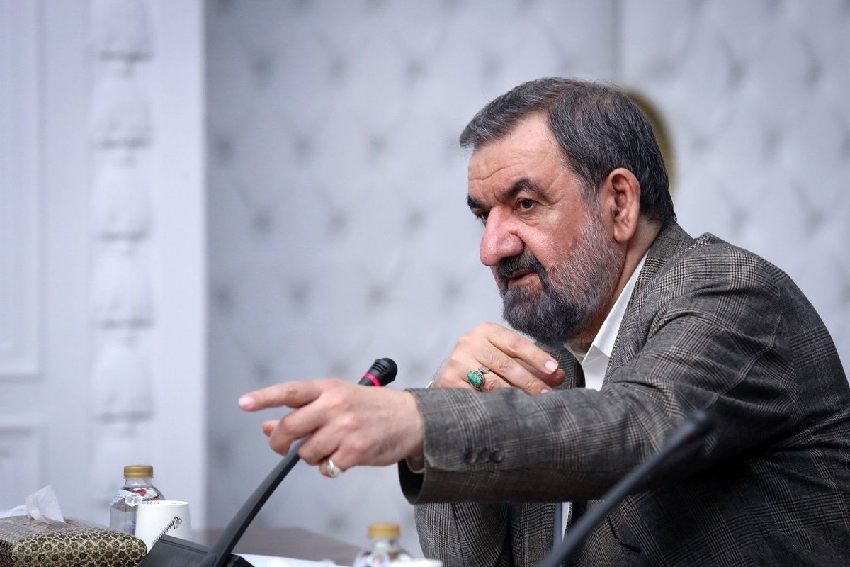   محسن رضایی: قبل از شهادت رئیسی در مشهد طوفان شد 