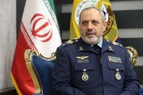 وزیر دفاع: به حمله احتمالی آمریکا پاسخ می‌دهیم