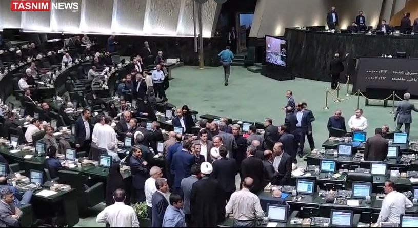درگیری شدید در صحن علنی امروز مجلس