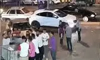 مزاحم یک دختر در تبریز به سطل زباله انداخته شد!