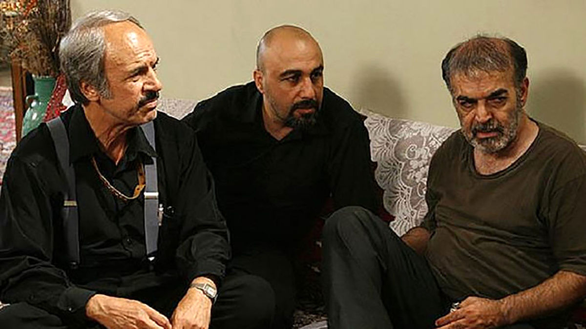   قابی از رضا عطاران و بازیگر بزنگاه در یک مراسم 