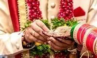 صحنه عجیب وزن‌کِشی عروس با طلا در یک مراسم