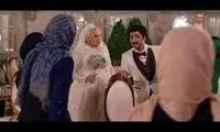 این نیسان آبیِ پر از رقص و آواز، همه مردم را خنداند