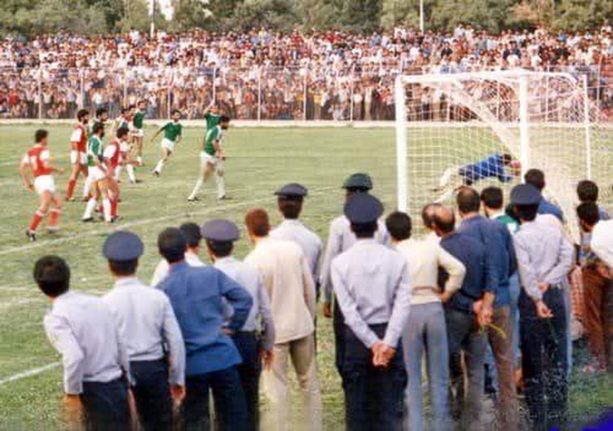   پست نوستالژی باشگاه پرسپولیس به بهانه بازی با خیبر 
