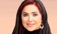 جد بزرگ کمند امیرسلیمانی در حال سه‌چرخه‌سواری در حیاط قصر ناصرالدین شاه