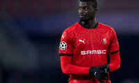  امبایه نیانگ دوباره گزینه پرسپولیس شد