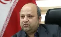 روزنامه‌نگار مطرح: به بال‌های این سیمرغ سنگ نزنید