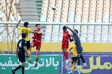 نمایی از جدول لیگ برتر بعد از باخت پرسپولیس