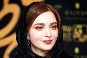 جشن امضا در نمایشگاه کتاب با بهنوش طباطبایی