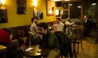 طبقه متوسط نمُرده است و فعلا تحمل می‌کند