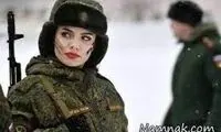 صحنه هولناک اصابت گلوله به زن نظامی در روسیه 