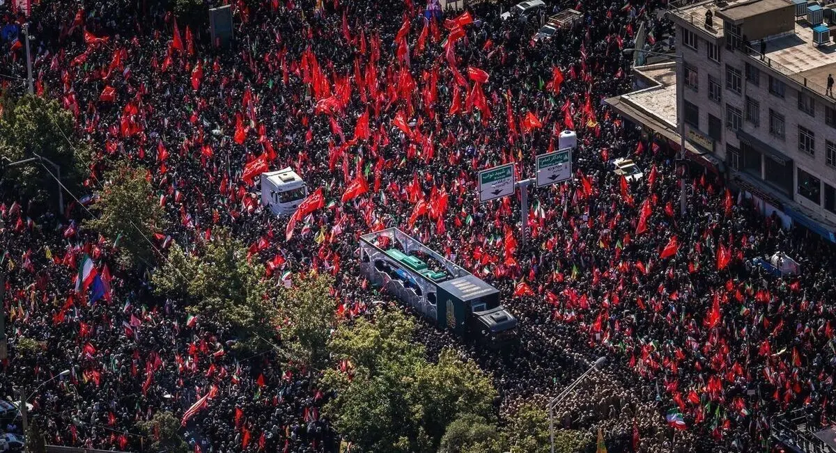 تصویر متفاوت از تشییع رهبر انقلاب در قم