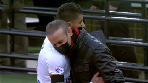 ماجرای گریه کردن گل‌محمدی در ورزشگاه آزادی
