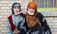 عکسی از نوازندگی روناک نون خ با لباسی جذاب