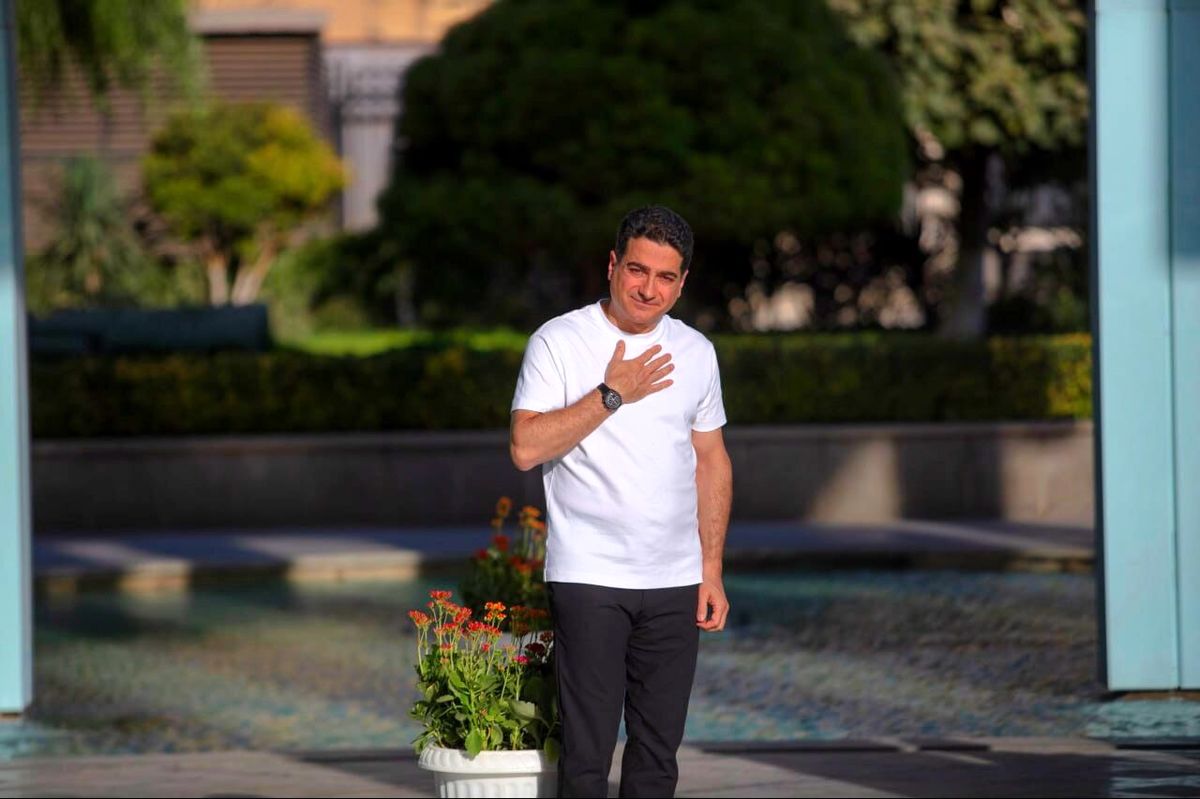 دورهمی هنرمندان در ضیافت همایون شجریان و خواهرش