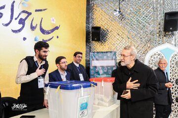  عکسی از شناسنامه لاریجانی در انتخابات مجلس