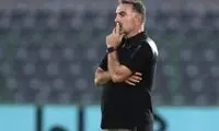 محمود فکری برکنار شد

