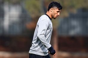 ویدئویی جالب از مهاجم پرسپولیس در یک سالن زیبایی