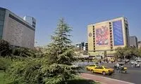 دیوارنگاره جدید در میدان ونک چشم‌نواز شد