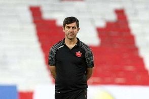 تیتر یک روزنامه، نام سرمربی پرسپولیس را لو داد