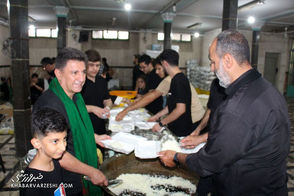 سرمربی تیم ملی برای پخش نذری پای کار آمد