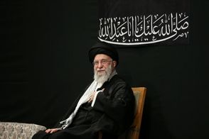 رهبر انقلاب خطاب به محمود کریمی: «ای ایران» بخوان!