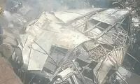 کشته شدن ۴۵ مسافر اتوبوس در حادثه سقوط به دره