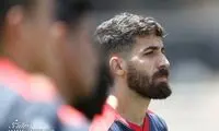 یک سرخ‌پوش بخشیده شد اما از ترکیب خط خورد!
