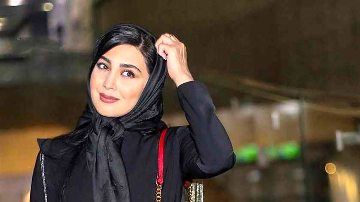 خانم بازیگر سریال فاصلهها مشکیپوش شد