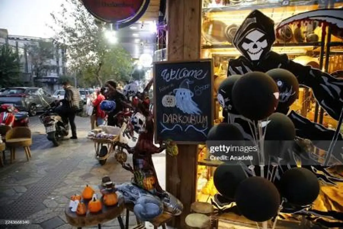 تصاویر متفاوت از جشن هالووین در شهرک غرب تهران