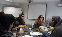 در کارگاه‌های ارغوان، افرادِ دارای معلولیت راوی زندگی خود می‌شوند