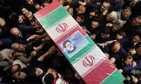 تصاویری از آخرین زیارت رئیس‌جمهور در حرم رضوی