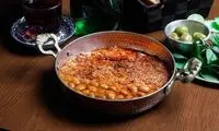 این غذای را بخور، بذار جون بگیری، چاقم نشی!