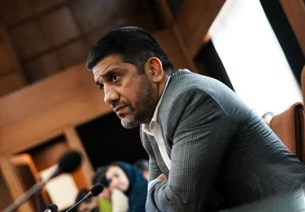 دبیر: آب و دونش دادیم که رسیده به اینجا حالا کجا برود؟