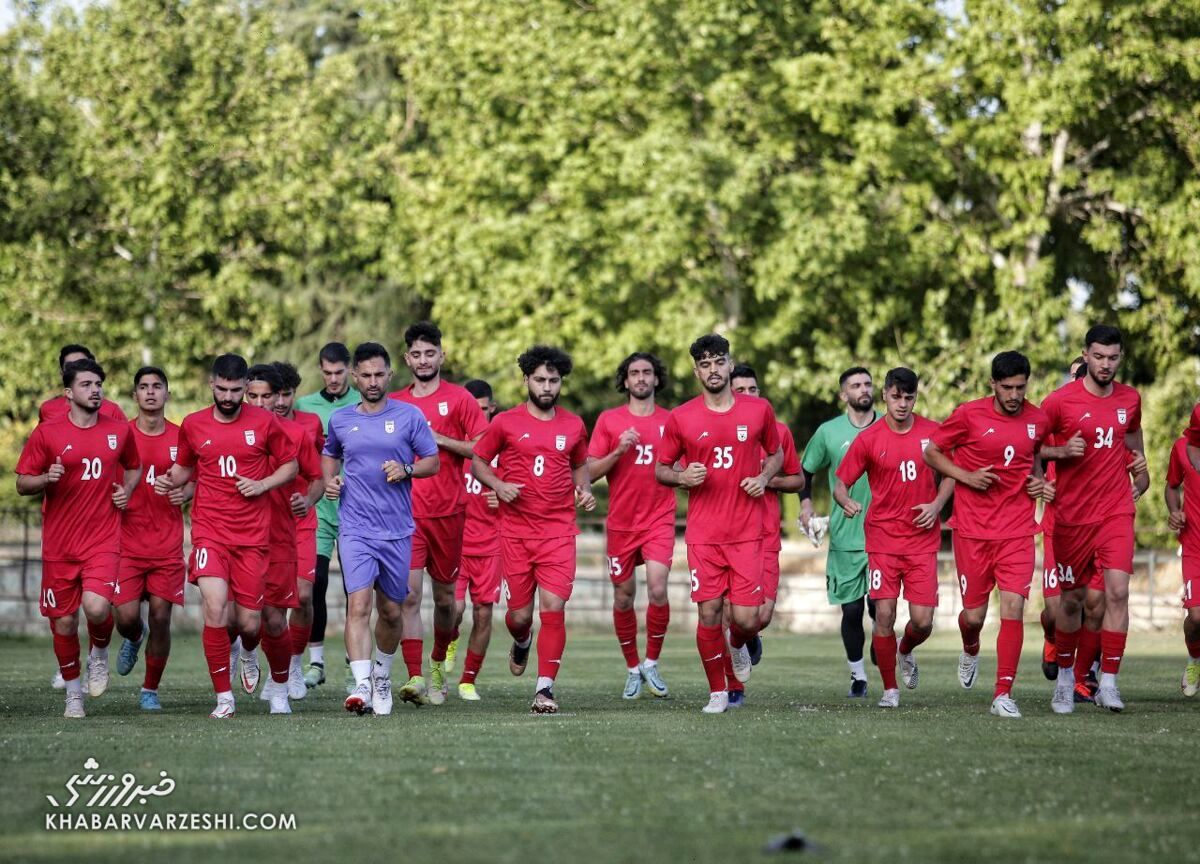 نکونام رسماً با عنایتی سرشاخ شد