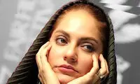تیپ ساده و اسپرت مهناز افشار در کنار خیابان