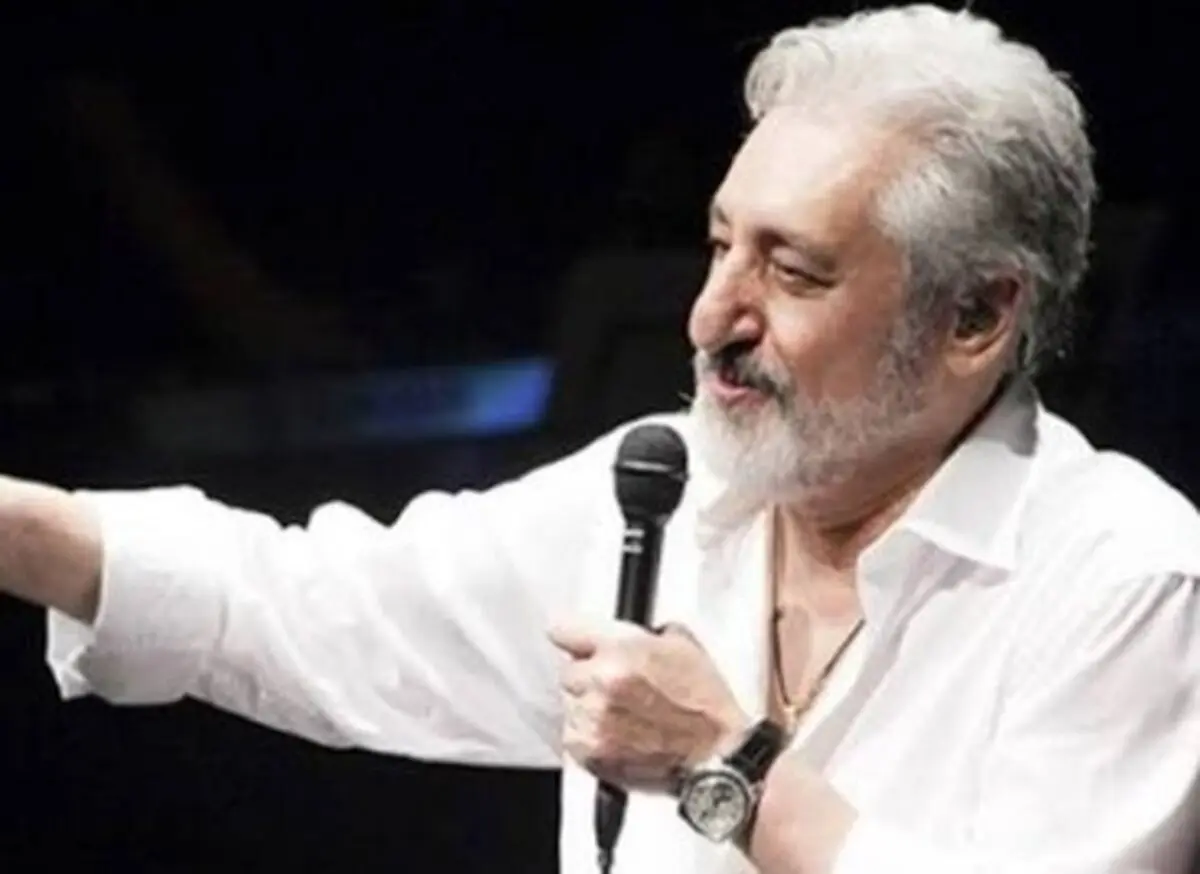 حرکت سیاسی اِبی در کنسرت استانبول جنجالی شد