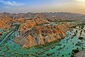 این سد پس از بارش‌ها ترک برداشت