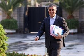 تصویر صداوسیما از کارنامه 3 ساله فرزین جلب‌توجه کرد