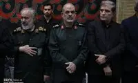 حضور مداح مشهور و سردار قاآنی در یک مراسم
