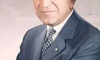 تصویری از اسدالله علم در عزاداری عاشورا در دربار پهلوی