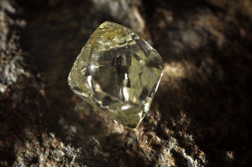 تصویر خارق‌العاده از الماس‌های600میلیون ساله